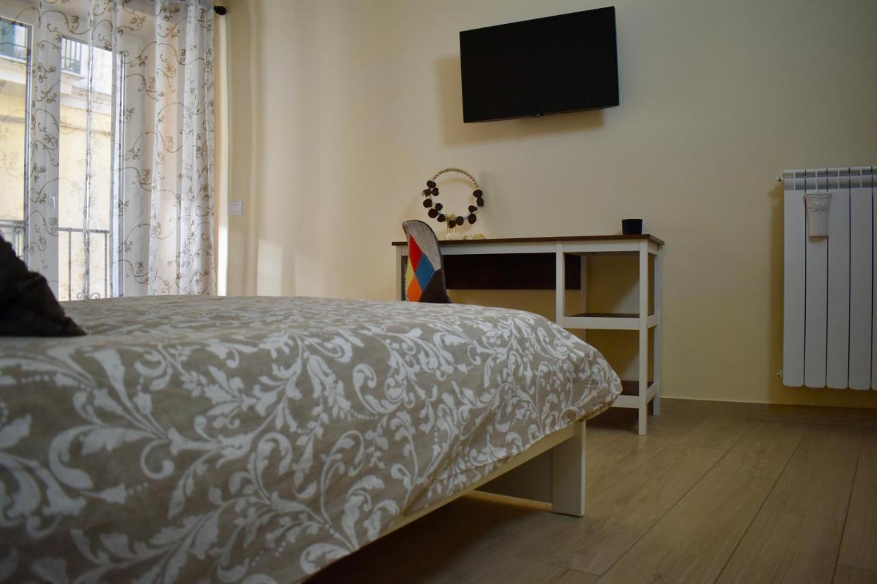 Dimora Normanna Bed & Breakfast Aversa Eksteriør bilde