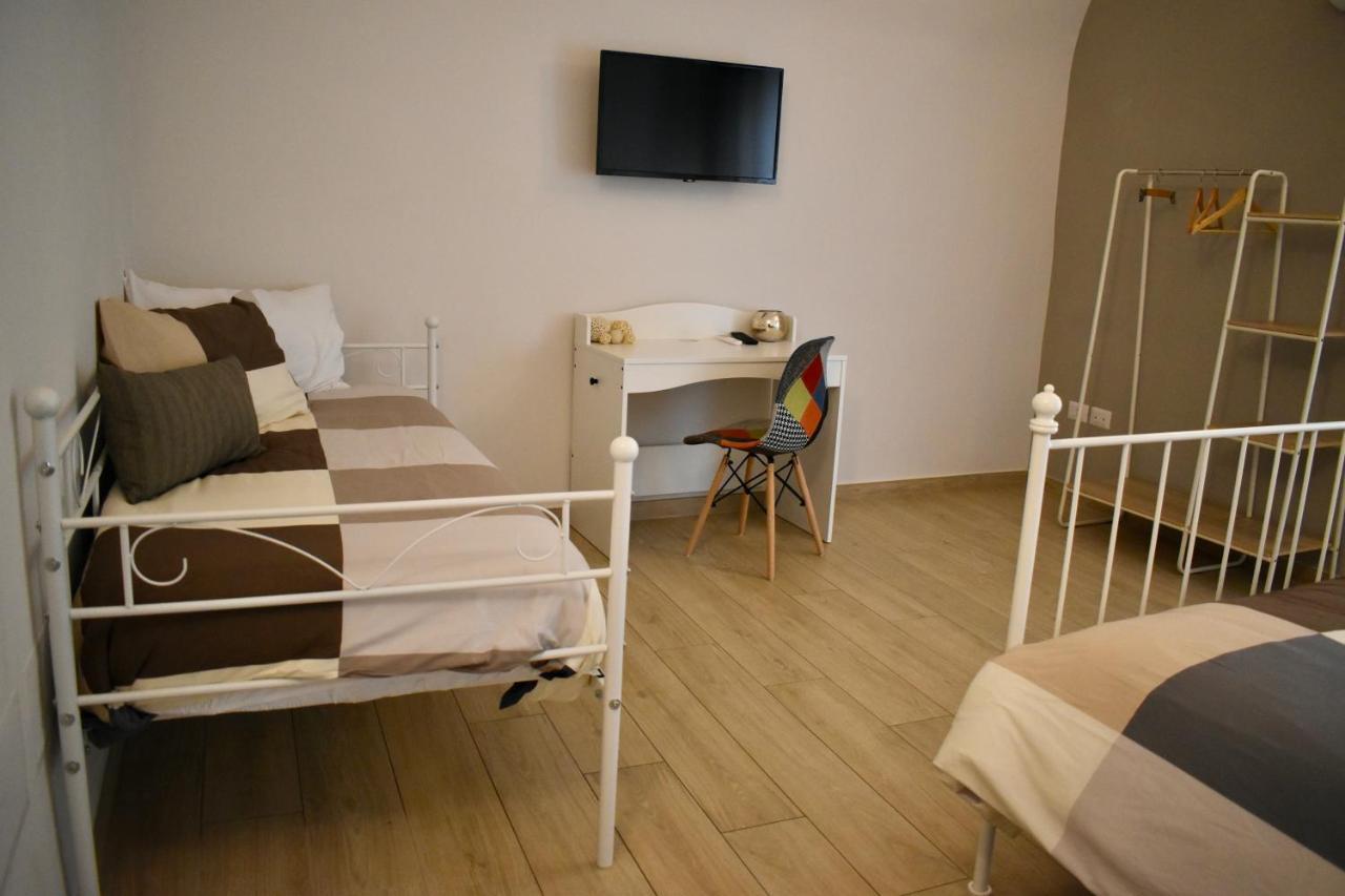 Dimora Normanna Bed & Breakfast Aversa Eksteriør bilde